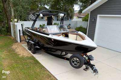 2019 Tige R21