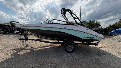 2026 Yamaha AR195
