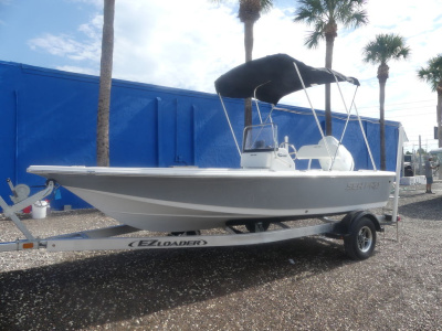 2026 Sea Pro 172 Bay