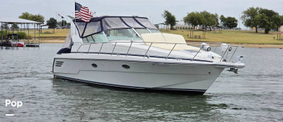 1995 Trojan Carver 390