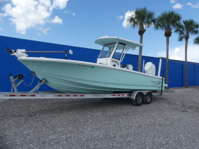 2023 Robalo 266 Cayman