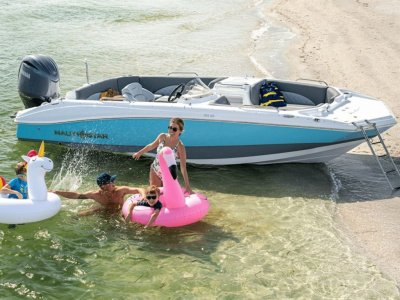 2024 Nautic Star 203SC Deck