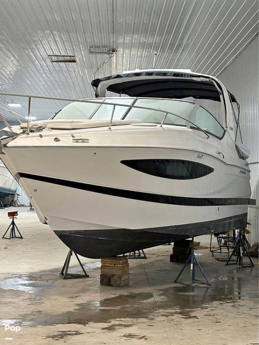 2011 Four Winns V305 - For Sale at Portage, IN 46368 - ID 642723