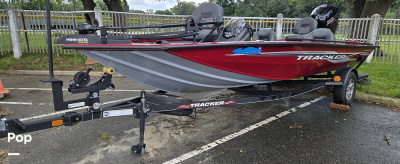 2022 Tracker Pro Team 195 TXW