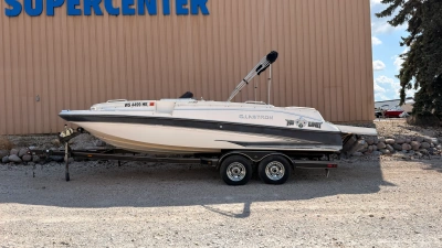 2007 Glastron 215 DS