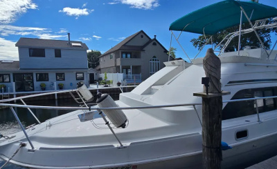 1995 Mainship 31 Sedan Bridge