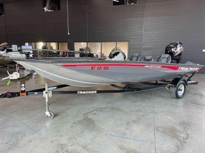2016 Tracker 195TXW