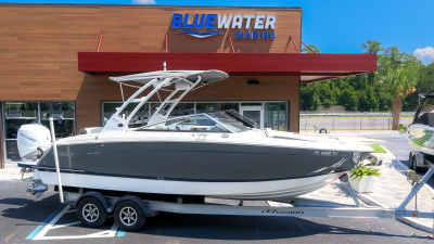 2022 Cobalt R6 Outboard