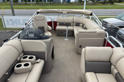 2023 Sun Tracker Party Barge
