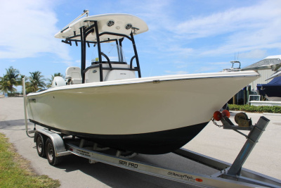 2021 Sea Pro 219 Center Console