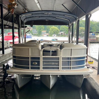 2019 South Bay 222 CR