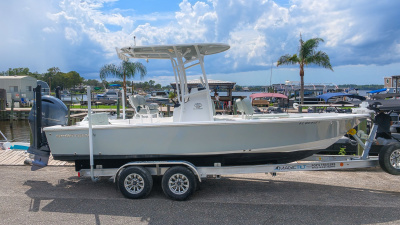 2019 Sportsman 227 PLATINUM BAY