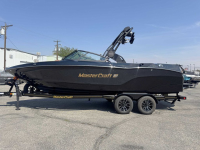 2026 Mastercraft XT23