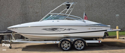 2009 Regal 2520