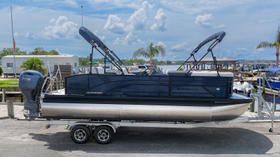 2027 Bennington 22 S1 SWINGBACK