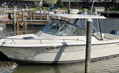 2004 Pursuit 2670 Denali LS