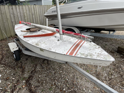 1977 Sunfish 14 sailboat