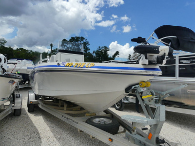 2021 Ranger 2510 Bay