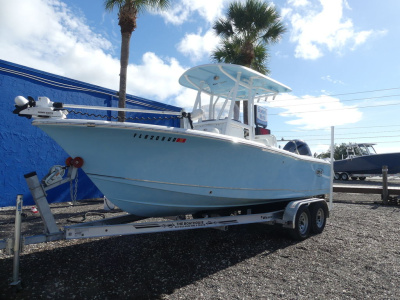 2018 Sea Hunt Ultra 211