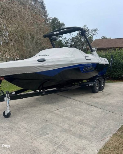 2023 Malibu 23 Lsv Wakesetter