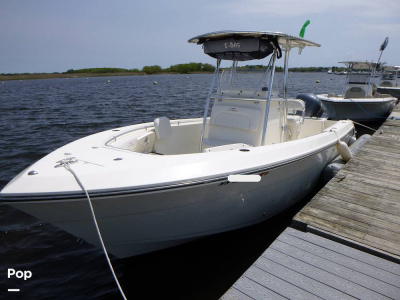2020 Cobia 237 CC