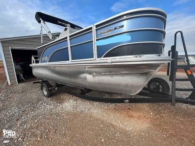 2021 Suncatcher Select 18F Saltwater Series