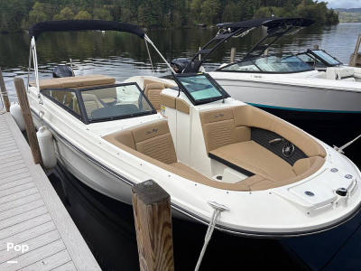 2024 Sea Ray SPX 230