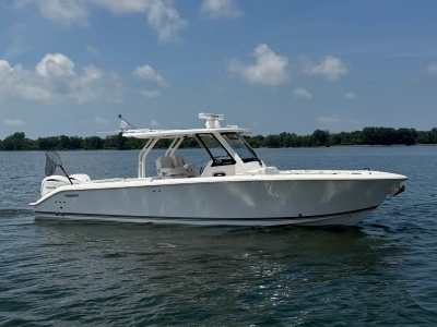2025 Pursuit S 328