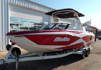 2022 Malibu Wakesetter 25 LSV