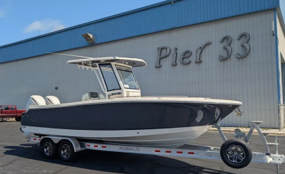 2024 Robalo R250 Center Console