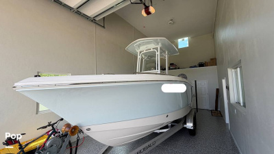 2020 Robalo R230 CC