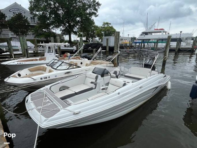 2024 Crownline E230XS