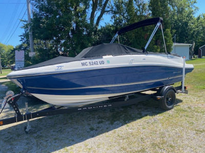 2018 Bayliner VR5