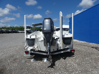 2016 Nautic Star 1810 NauticBay