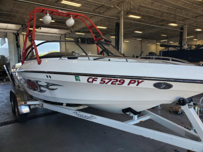 2004 Malibu Wakesetter 21 XTI