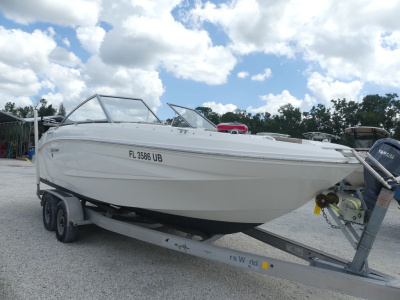 2021 Hurricane SunDeck 235 OB