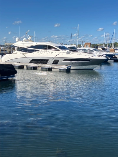 2017 Sea Ray L650
