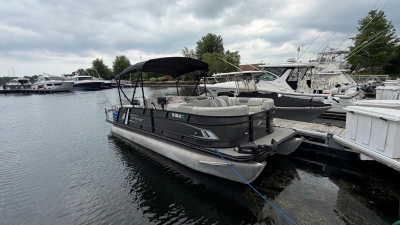 2021 Starcraft EXS3Q TRITOON