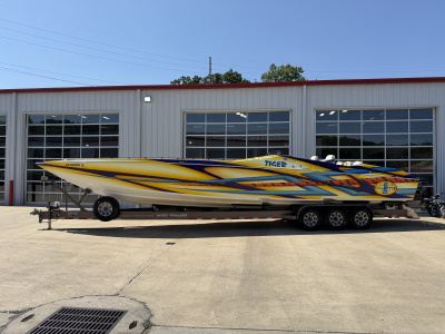 2004 Cigarette 42 Tiger