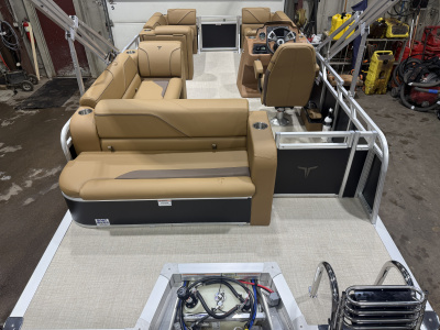 2027 Tahoe Sport 1980 Cruise Rear Bench CRB & Honda 4-Stroke EFI