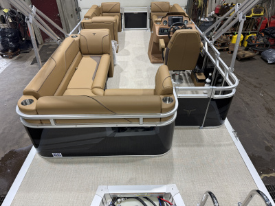 2027 Tahoe Sport 1980 Cruise & Honda 4-Stroke EFI