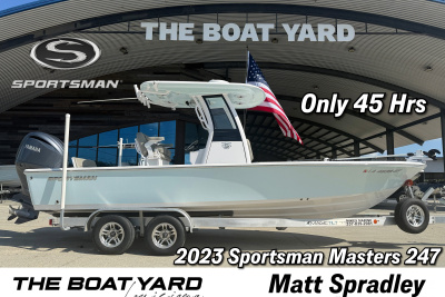 2023 Sportsman Masters 247 Bay Boat