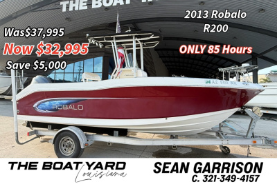 2013 Robalo R200 Center Console