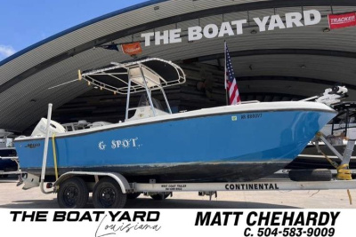 1999 Mako 221 Center Console