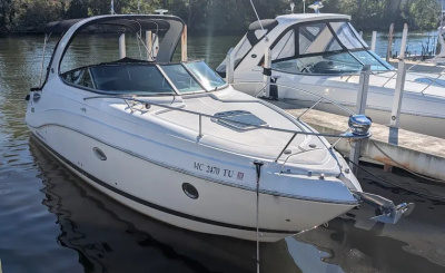 2015 Rinker 290 Express Cruiser