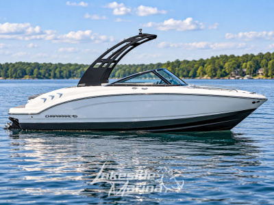 2027 Chaparral 23 SSi