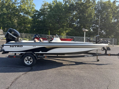 2007 Nitro 591DC