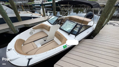 2021 Sea Ray SPX 190