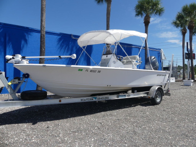 2020 Sportsman Masters 207 Bay Boat