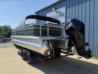 2027 Sun Tracker Fishin' Barge® 20 DLX